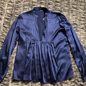 Theory blouse Petite in Navy